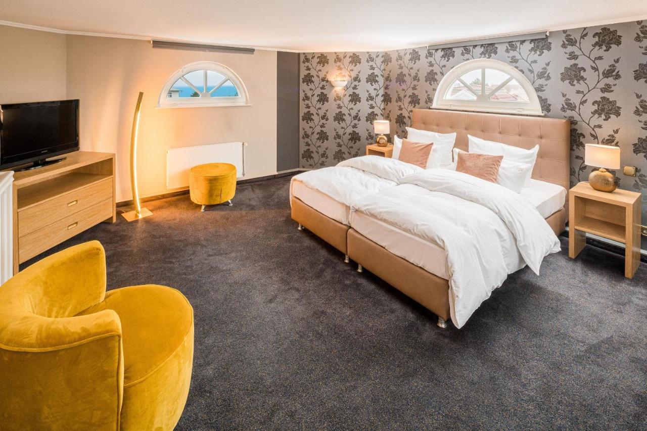 Hotel Residenz Waldkrone Ostseebad Kühlungsborn Екстериор снимка