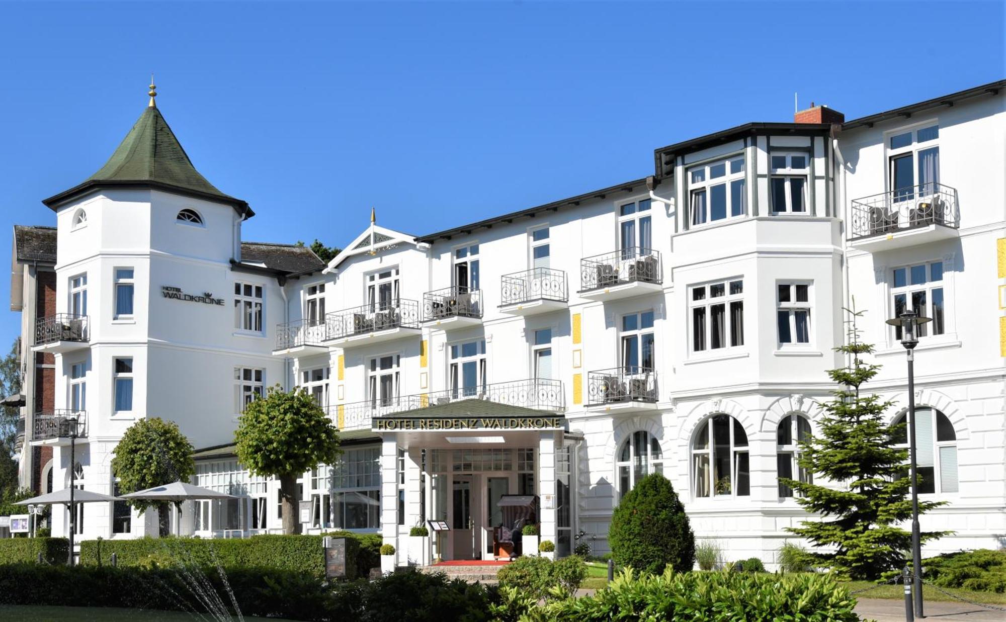 Hotel Residenz Waldkrone Ostseebad Kühlungsborn Екстериор снимка